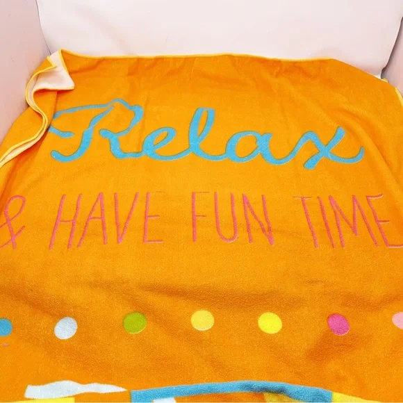 🚨Vacation Bundle🚨 SUNGLASSES, HAT, EARRINGS AND BEACH TOWEL - Picture 12 of 16